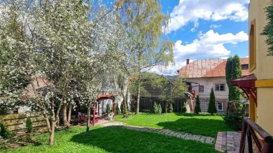 Pensiune Predeal, 11 camere, fost casino, fundație pe stanca