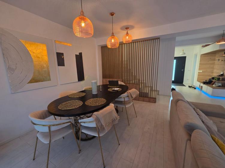 Vilă  cu mansardă, piscină și design modern – Tunari