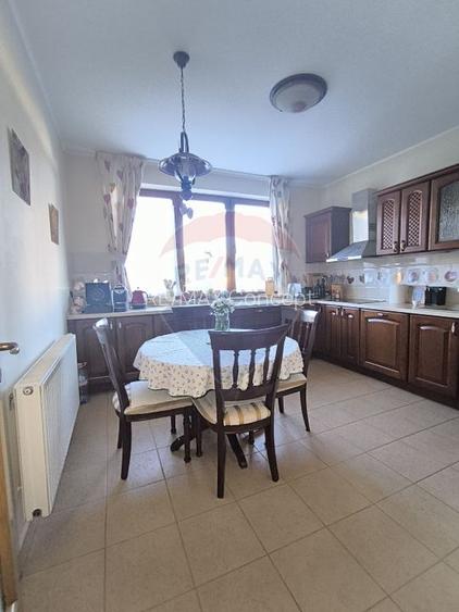 Casă de vanzare - 14