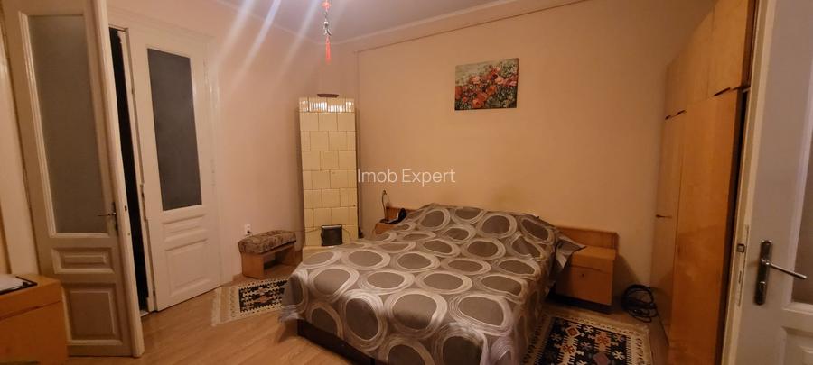 Casa zona Piata Unirii, 4 camere, teren 307 mp - 9