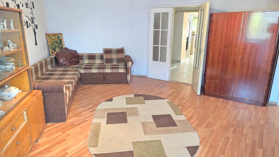 Vand apartament cu 4 camere in Deva, zona Decebal (Cuza Voda, Catedrala), etaj 2