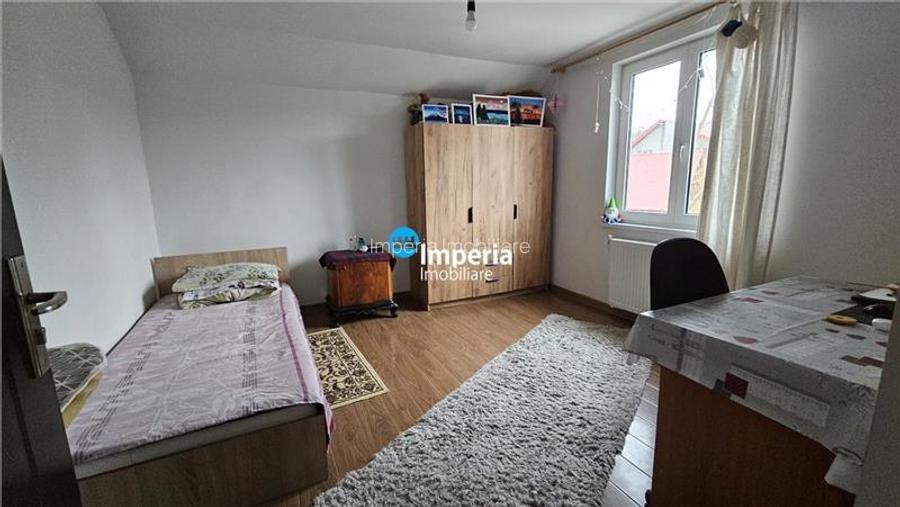 Casa spatioasa in Bucium – Visan, aproape de supermarket TLT - 7