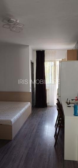 Garsoniera, Gara internationala - 7