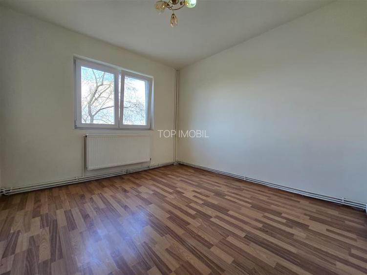 Etaj 2 - Mircea cel Batran, 2 camere, liber - 8