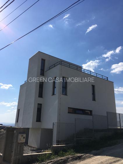 Proprietate exclusivistă, Design modern, View spectaculos, Dezmir - 4