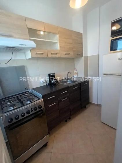 Dristor, garsoniera, 6 minute metrou, mobilat, utilat, renovata recent - 7