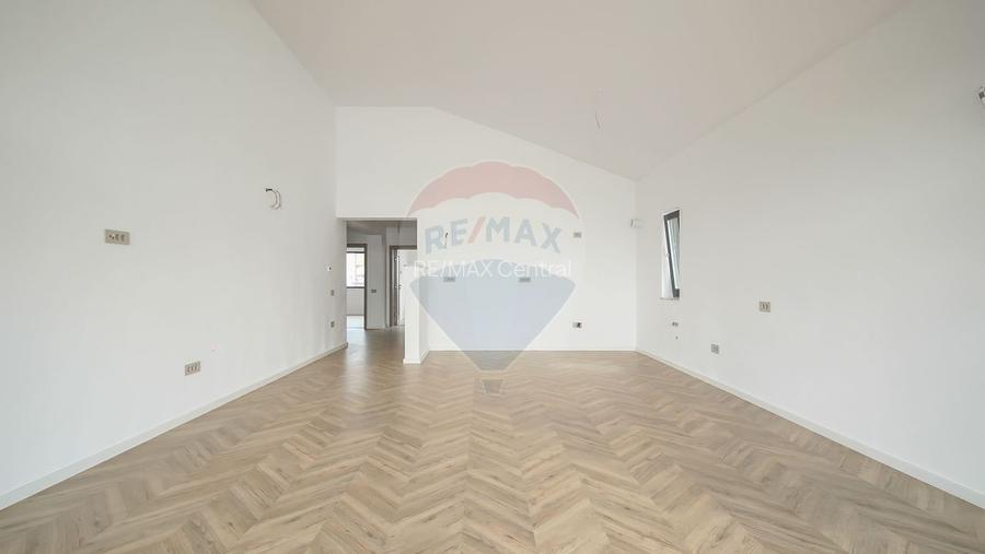 Comision 0 %! Casă cu 4 camere de vânzare în zona Stupini! - 10