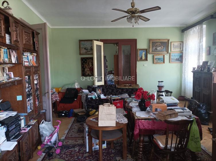 Casa 4 camere libera la vanzare zona Central - 3