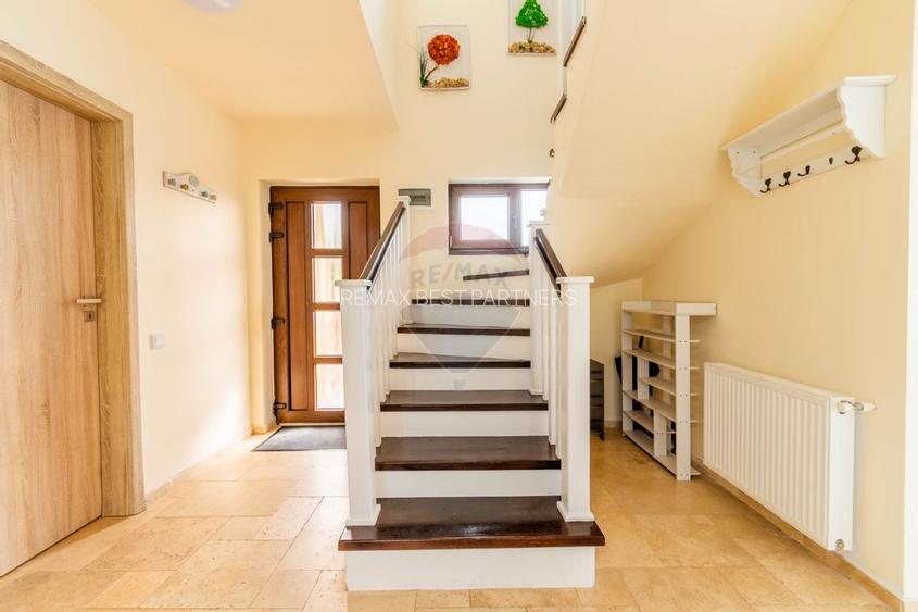 Casa de vanzare, Jucu de Sus teren 811mp, 4 Camere, 2 Bai, Priveliște - 11