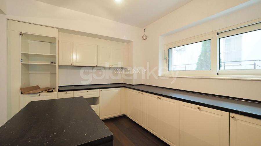 Vilă cu 7 camere, 4 bai | renovata integral 2020 | strada privata - 6