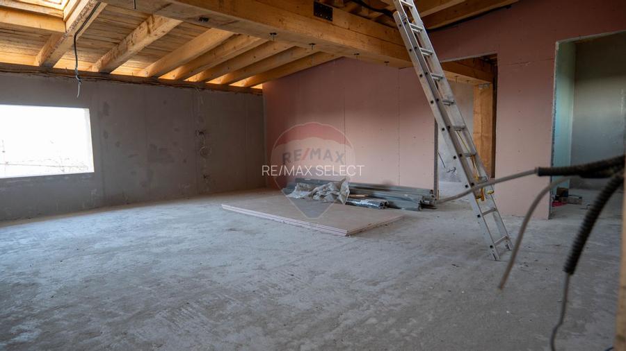 Pantelimon-central vanzare casa spatioasa-parter, etaj si mansarda - 26