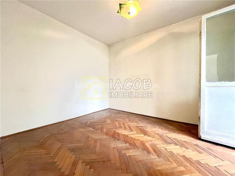 Apartament 3 camere, str. Stadionului, etaj 2 - 4