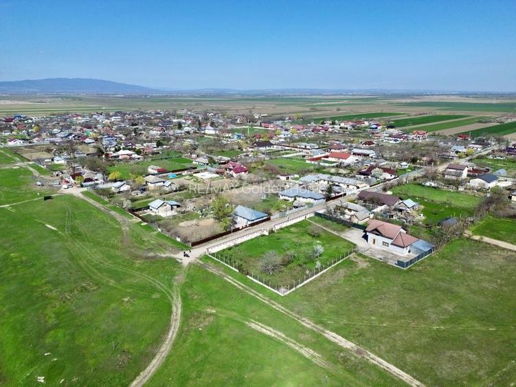 Casă / Vilă cu 5 camere de vânzare Garoafa/Rachitosu - 30