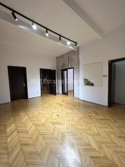 Apartament 4 Camere | Nemobilat | 120 mp | Primaverii - 2