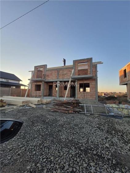 Duplex in zona foarte buna - 3 dormitoare - finisaje la alegere - 7