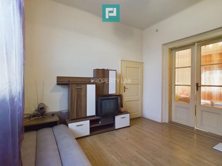 Casă cu teren în Pârneava - 12