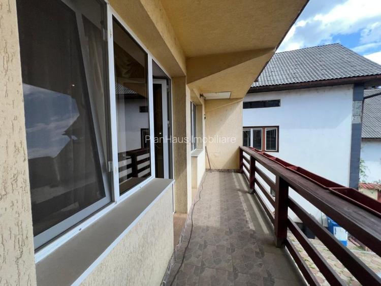 Casă Tăutii de Sus ,la drum principal pozitie excelentă ,462 mp teren - 13