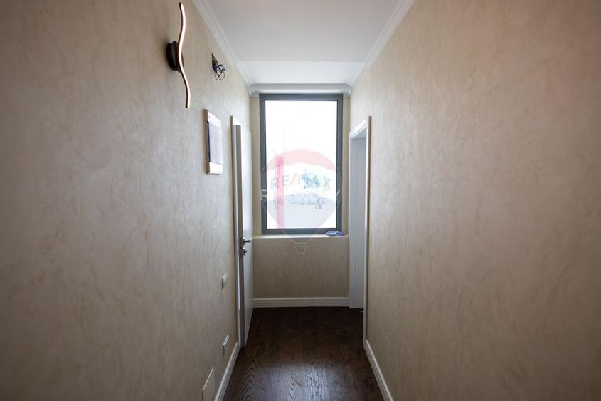 Casa de vanzare - Zona Ursulet Piatra Neamt - 40