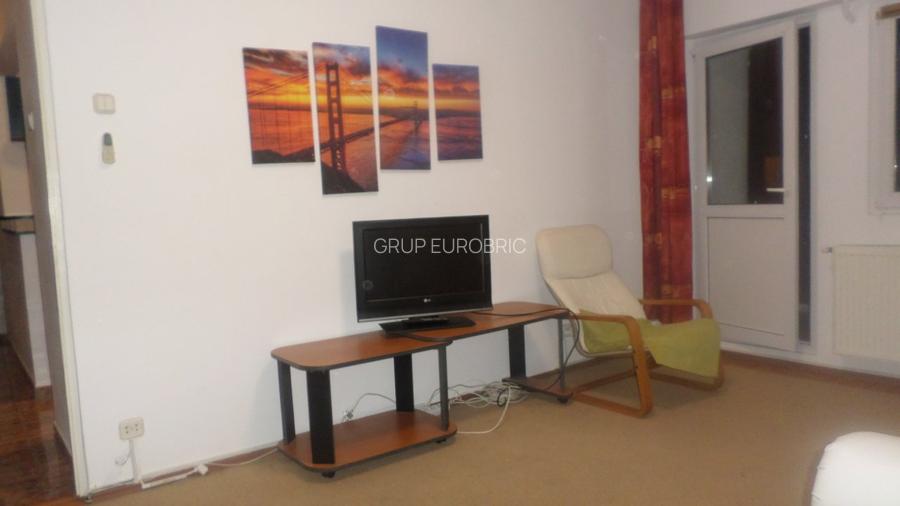 IANCULUI, METROU exact, decomandat, spatios, frumos - 3