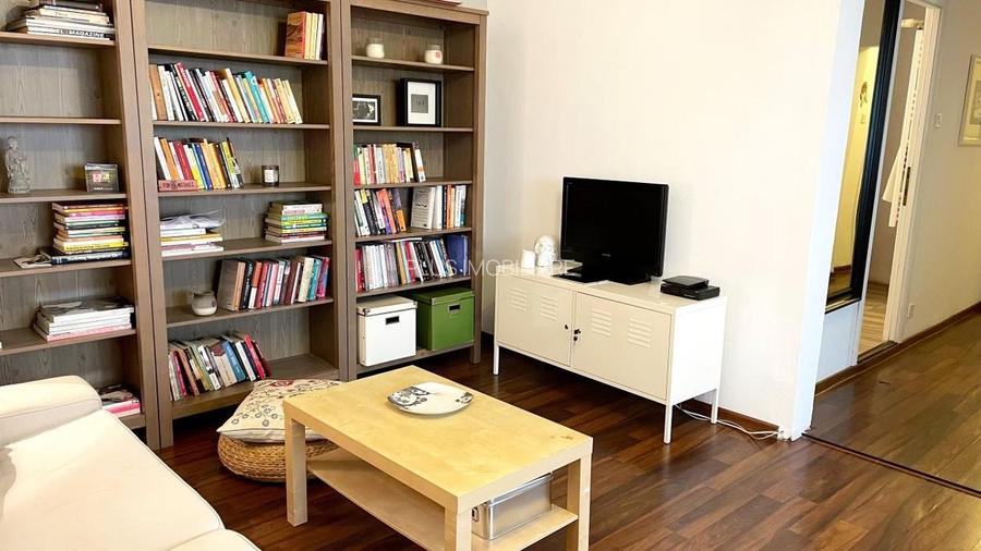 Apartament 2 camere  renovat recent in zona Turda-Domenii - 2