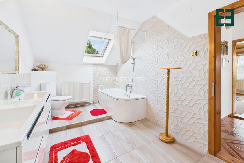 Casă tip Duplex cu 8 camere și 1080 mp teren  - Zona Bujac - Arad - 25