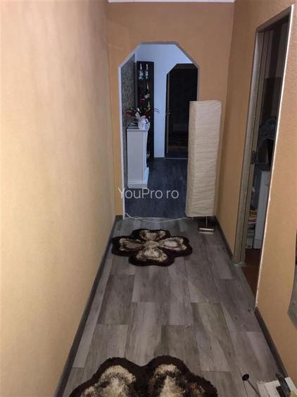 Apartament 3 camere semidecomandat etaj 1 Zona Soarelui - 3