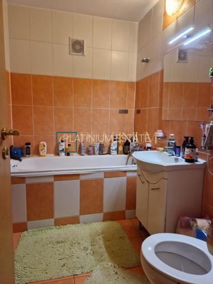 P4913 Apartament cu 3 camere in zona Soarelui, CENTRALA, ETAJ 1 - 4
