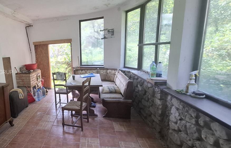 Fieni (Dambovita) Vand Casa cu 6 camere, P+Etaj+M - 3