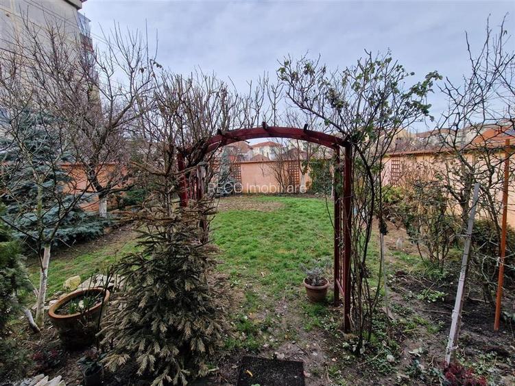 Casa P+M in zona Ciheiului, la 400 m de tramvai - 23