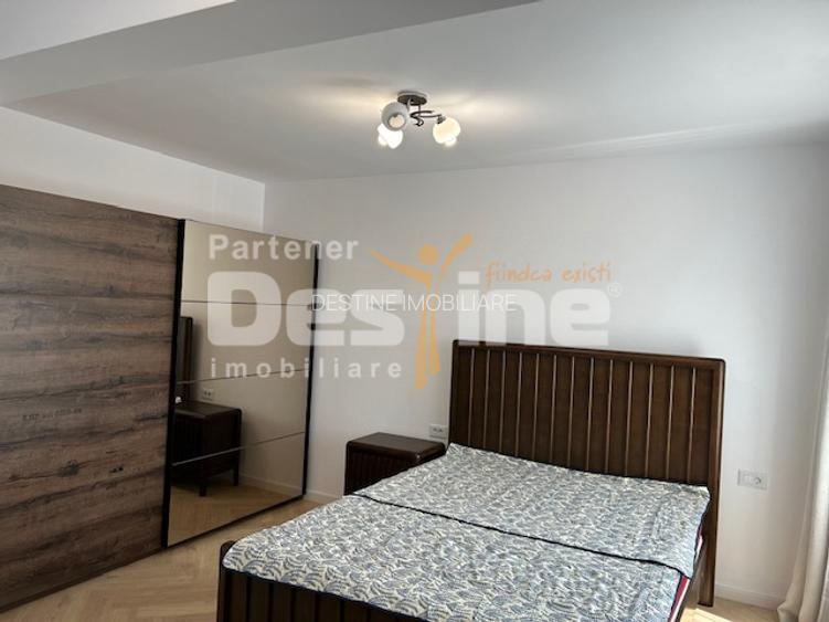 Studio 60 mp, etajul 2 cu loc parcare si balcon, situat in cartierul Tractorul - 3