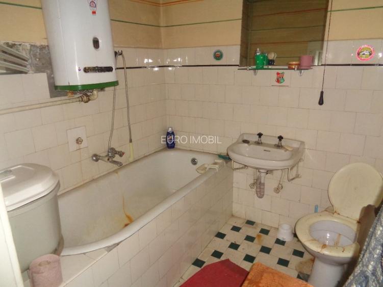 Vanzare casa 220 mp utili, teren 860 mp, Semicentral - 13