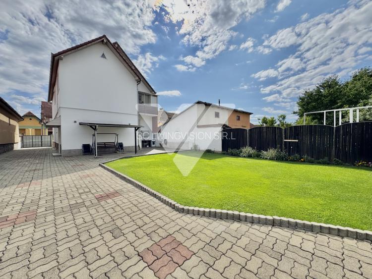 Apartament la casa – 4 camere + demisol util + curte si garaj Sibiu - 5