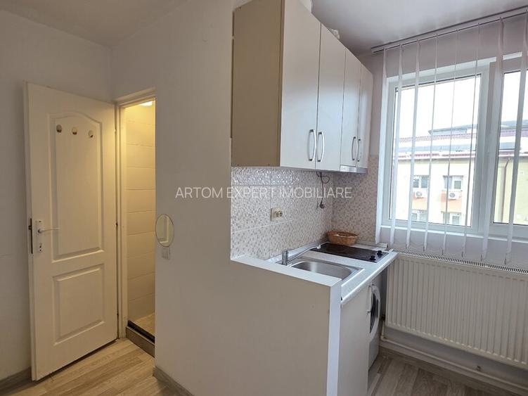 Piata Trapezului/5 minute metrou - 2