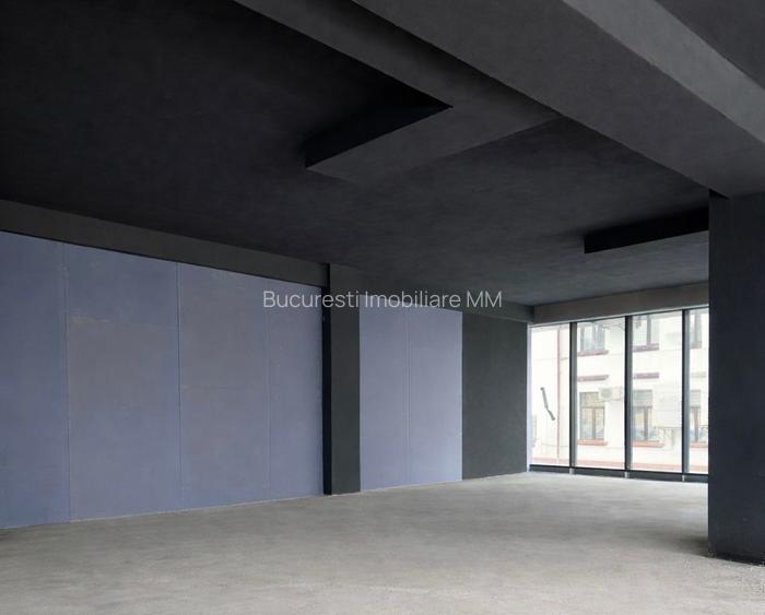 Spatiu comercial Decebal - 2