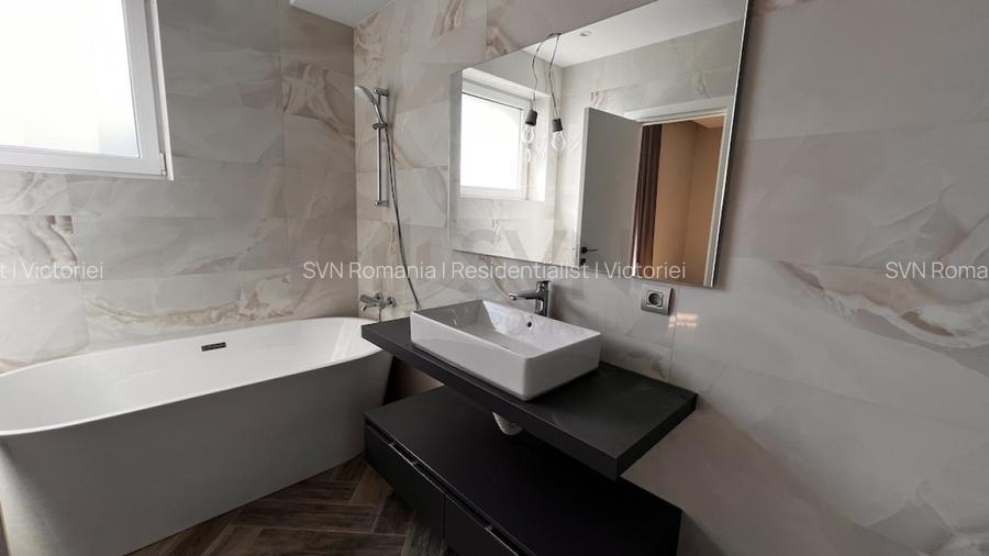 REA1015960 Penthouse spectaculos cu vedere spre lac - 12