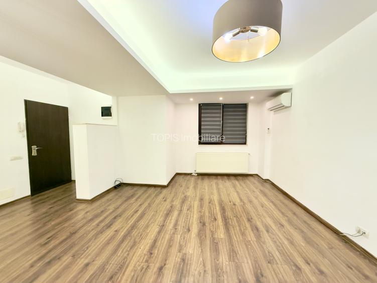 Unirii-Casa Poporului / Birou 2 camere / Contorizare separata/  Nu se aplică TVA - 19