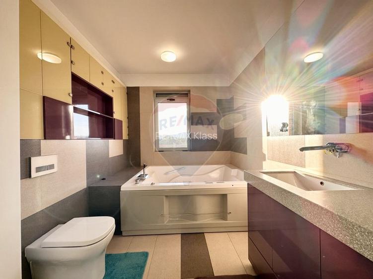 Apartament cu 4 camere de  vanzare în Quadra Residence - 13