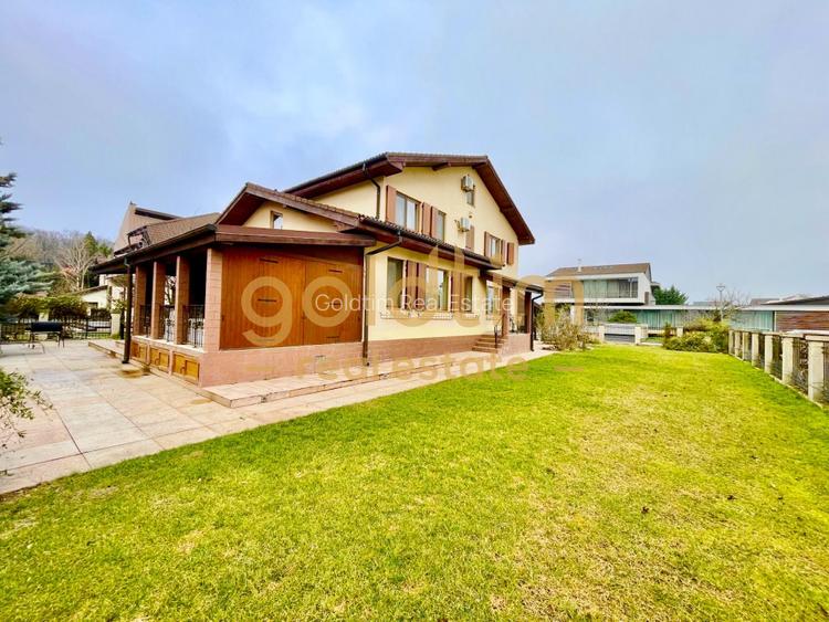 VILA INDIVIDUALA/ SPATII GENEROASE/ CURTE 600 MP/ PARCARE - 61