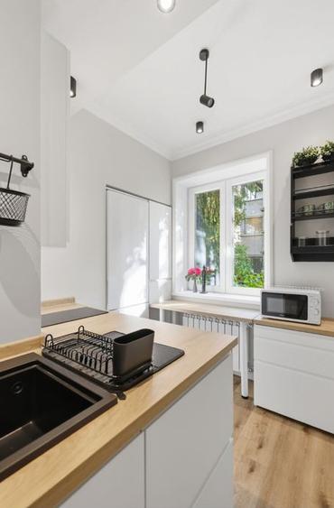 Apartament de 3 camere, 63 mp, boxă la subsol, balcon închis, Calea Floreasca
