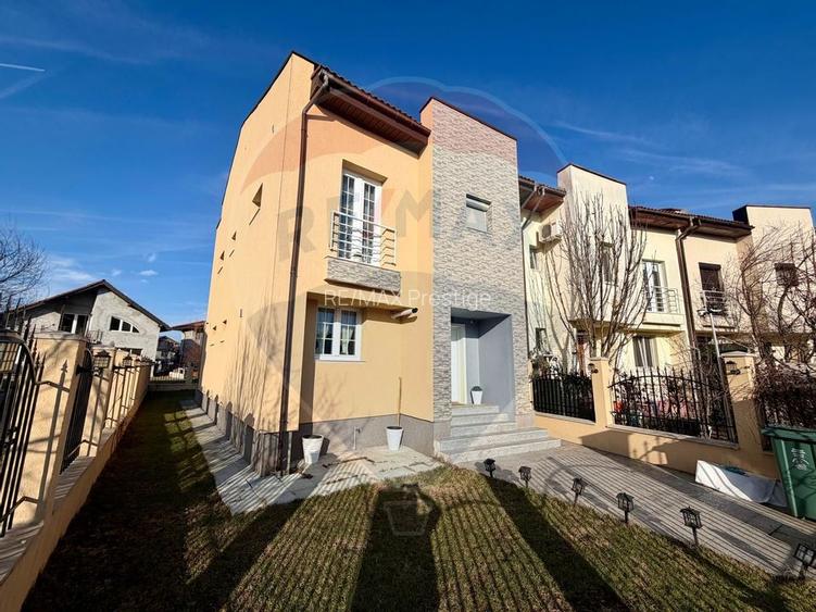 Casă / Vilă de vânzare complex Anl Henri Coanda în zona Aviatiei - 30