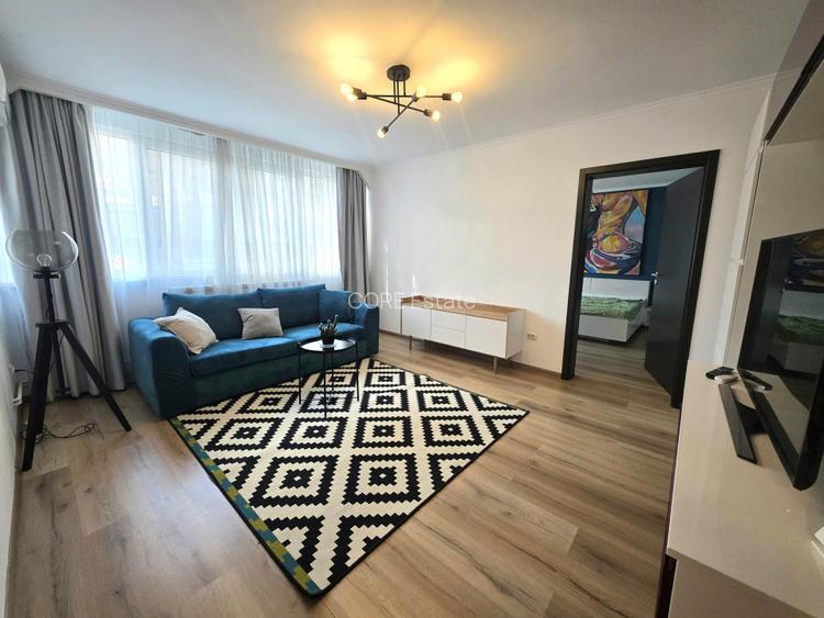 De vanzare 3 camere la Sala Palatului, gata de mutat, fara risc seismic - 3