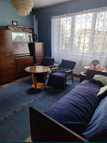 Apartament ultracentral cu 3 camere+garaj in CF - 8