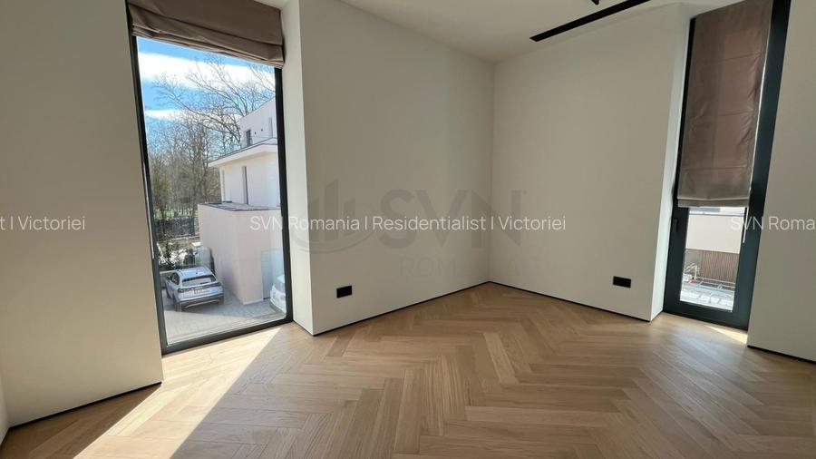 REV2004667 Vile de Lux l Pipera - 12