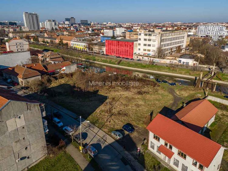 Teren locuinte colective cu 2 fronturi, pe Malul Begai, str Timocului, Timisoara - 10