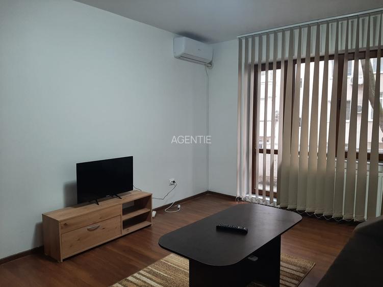 Titan-PARC IOR-Cinema Gloria - 3