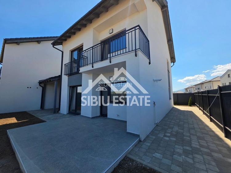 Casa la cheie cu carport si terasa, Selimbar, Sibiu - 2