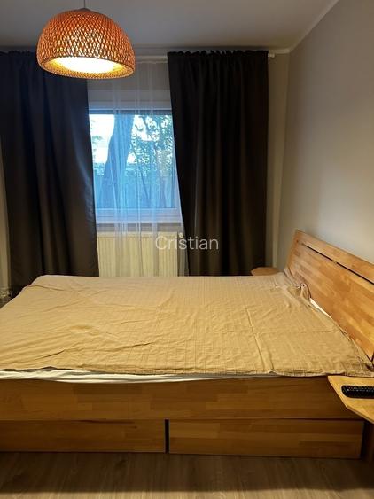 &Icirc;nchiriez apartament, Ghe Lazar, 3 camere renovat - 10