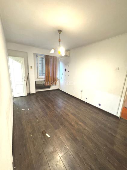 Garsoniera confort 1 semidec, SU 33,2 mp, etaj 1/4 –  Piata Victoriei - 6