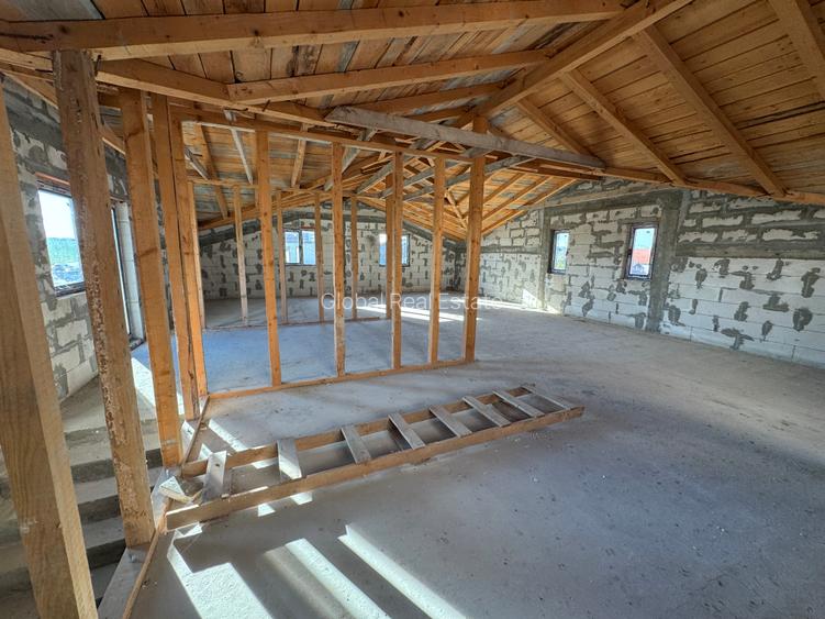 Vila 4 Camere 215 mp utili Ovidiu Str. Norilor - 25