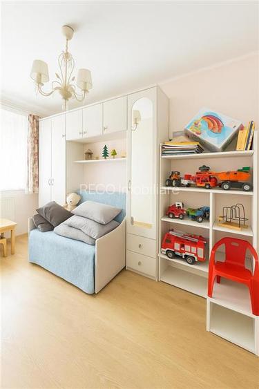 Apartament cu 3 camere in Decebal - 6